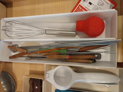 KITCHEN COOKING UTENSILS