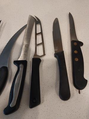 KITCHEN KNIVES