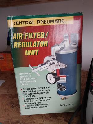 AIR FILTER -TWO TANKS IN HOLDER AND EXTENSION CORD