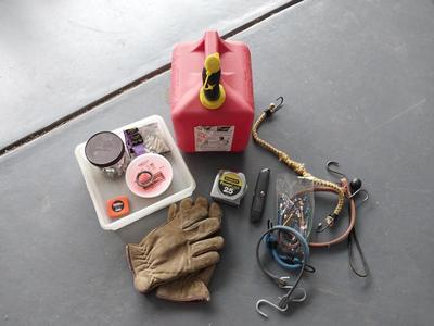 GAS CAN-BUNGEE CORDS-MEASURE TAPE-MORE