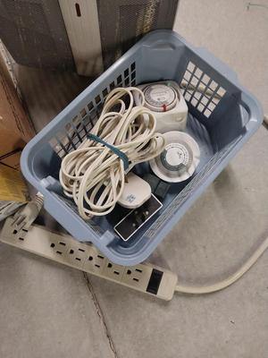 HOUSEHOLD MAINTENACE