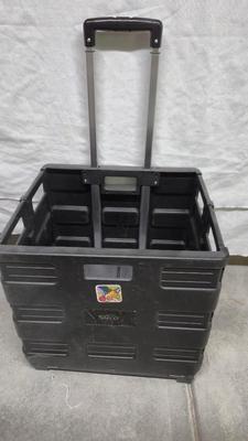 COLLAPSIBLE STORAGE TOTE ON WHEELS