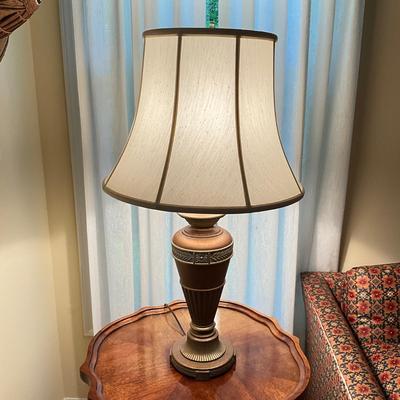 L712 Vintage Heavy Drexel Heritage Decorators Lamp