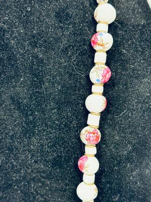 Sale Photo Thumbnail #78: 26" necklace, Very good condition.
