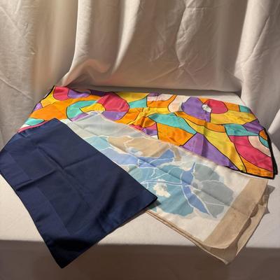 Collection of Scarves (P-BM)