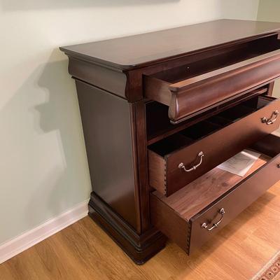 Haverty’s Cherry Color Sideboard/Media Chest