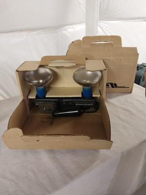 SLIDE PROJECTOR