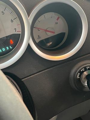 2005 Dodge Magnum with close to 21,000 miles!!