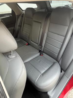 2005 Dodge Magnum with close to 21,000 miles!!