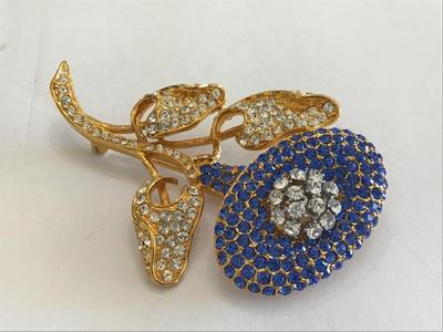 Camrose and Kris’s Jaqueline Kennedy JBK Blue sapphire Crystal Rhinestone Brooch