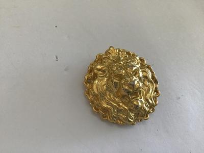 Lion Head Noble Vintage Brooch