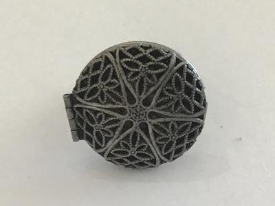 Vintage Filagree Locket Ring