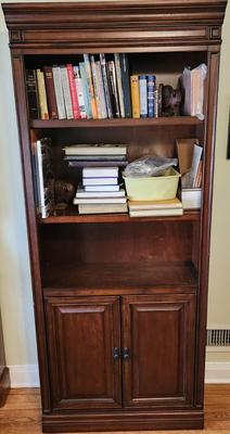 Pair Bookshelf w 4 Adjustable Shelves 32x13x77