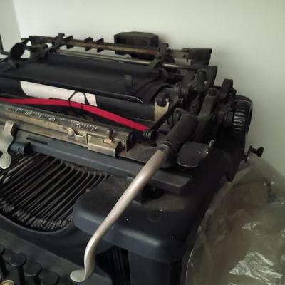 LOT 173: Vintage Typewriter with Heavy Metal Frame