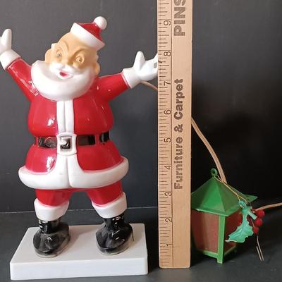LOT 183: Vintage Jewelbrite Diorama Ornaments, Plastic Light-Up Santa & More
