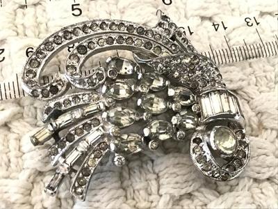 Vintage Rhinestone Brooch