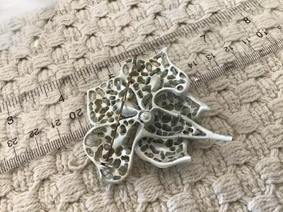 White Rhinestone Vintage Brooch