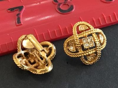 Clip ons Gold Tone Rhinestone