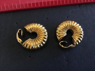 Vintage Clip on Earrings