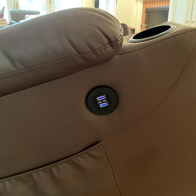 L718 MCombo Multi-Fuctional Massaging Lift Chair