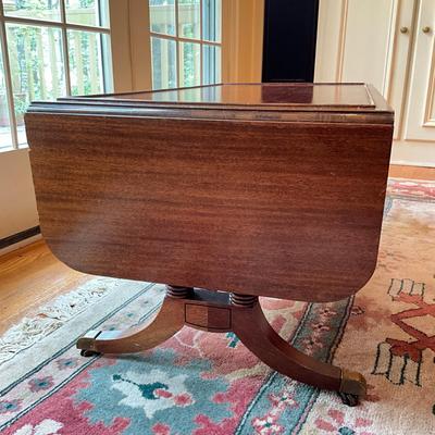L722 Vintage Mahogany Faux Drawer Side Drop Leaf Coffee Table