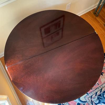 D737 Kindel Grand Rapids Flip-Top Demi-lune Table