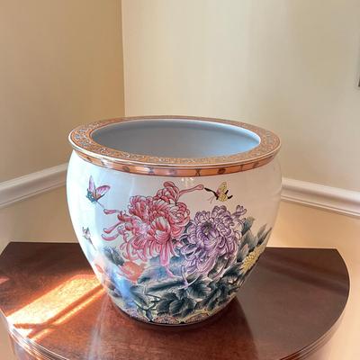 D743 Large Ceramic Butterfly Vase