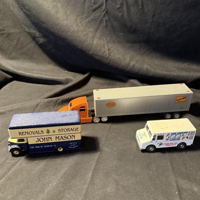 K-Line Kruisers Toy Trucks and Buses (LR-BM)