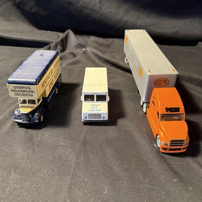 K-Line Kruisers Toy Trucks and Buses (LR-BM)
