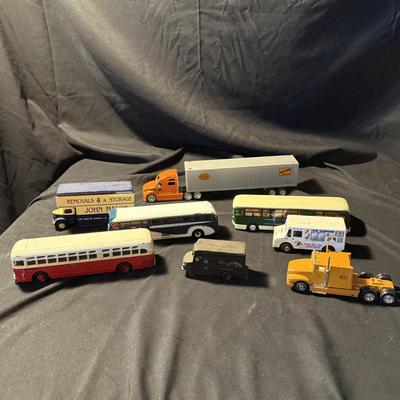 K-Line Kruisers Toy Trucks and Buses (LR-BM)