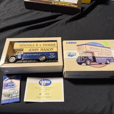 K-Line Kruisers Toy Trucks and Buses (LR-BM)