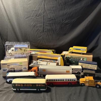 K-Line Kruisers Toy Trucks and Buses (LR-BM)