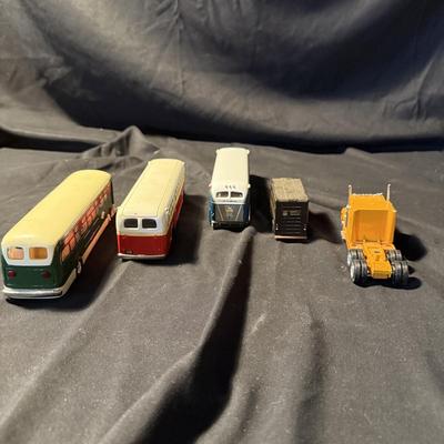 K-Line Kruisers Toy Trucks and Buses (LR-BM)