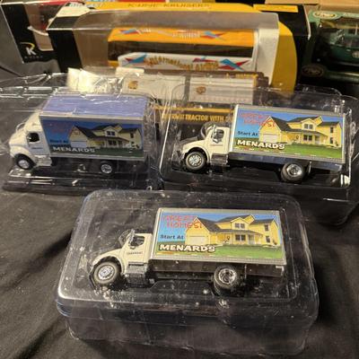 K-Line Kruisers Toy Trucks and Buses (LR-BM)