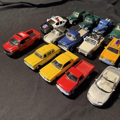 ERTL Checker Cab and More (LR-BM)