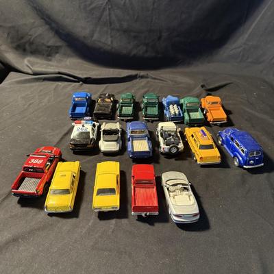 ERTL Checker Cab and More (LR-BM)