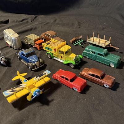 ERTL Farm Classics and More (LR-BM)
