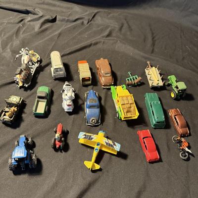 ERTL Farm Classics and More (LR-BM)
