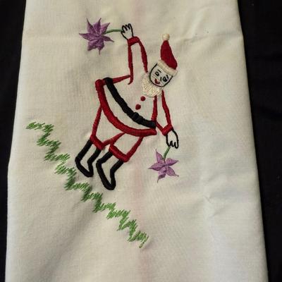 Collection of Vintage and Modern Table Linens and More (LR-BM)