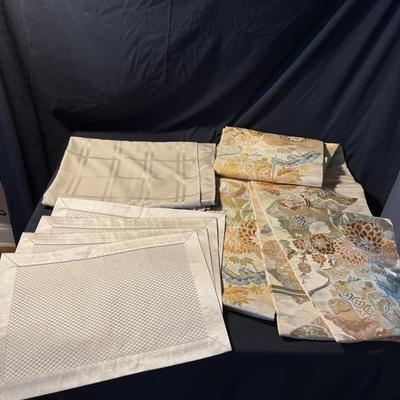 Collection of Vintage and Modern Table Linens and More (LR-BM)