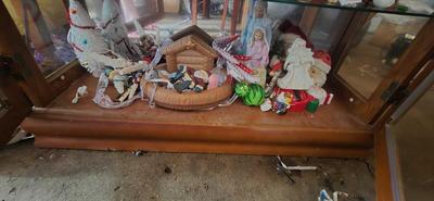 Christmas ornaments lot