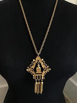 ART Co Vintage Necklace Signed