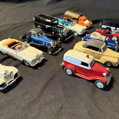 Collection of 1930’s-50’s Die Cast Cars and Trucks (LR-BM)