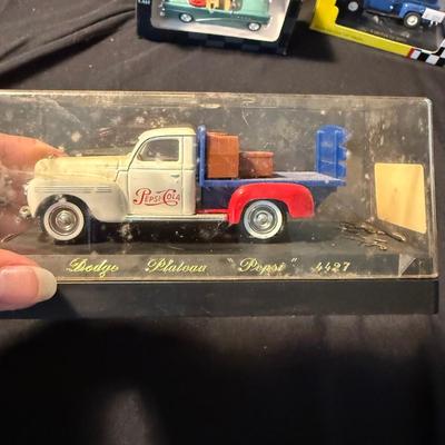 Collection of 1930’s-50’s Die Cast Cars and Trucks (LR-BM)