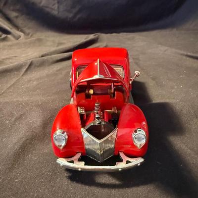 1:24 and 1:18 Die Cast Autos (LR-BM)
