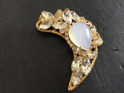 Beautiful Large Rhinestone Brooch With Faux Opal like Stone