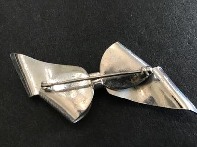Vintage Ribbon Brooch
