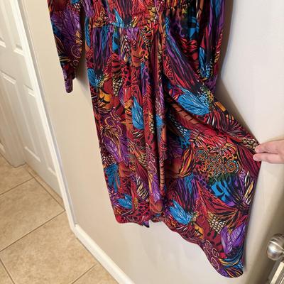 Vibrant & Elegant Vintage Silk Fashions by Oleg Cassini, Annalisa, Harvé Benard, & More (E-HS)