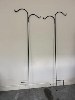 Three Shepherds Hooks (G-HS)
