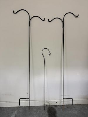 Three Shepherds Hooks (G-HS)